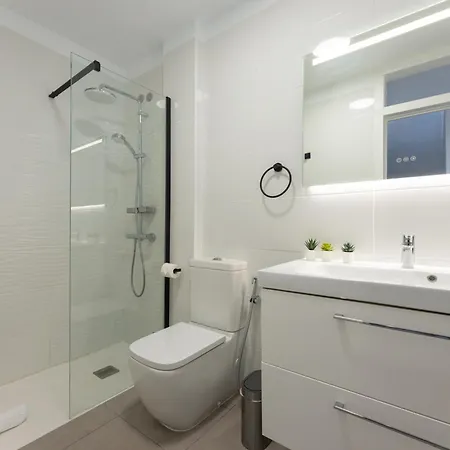 Apartamento 2 Bedroom Amazing Views Ocean Front Sunny Terrace With Pool In Costa Adeje By Aqua Vista Tenerife