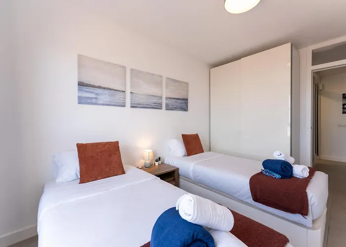 Callao Sunset Apartment, Sea View And Pool Apartment