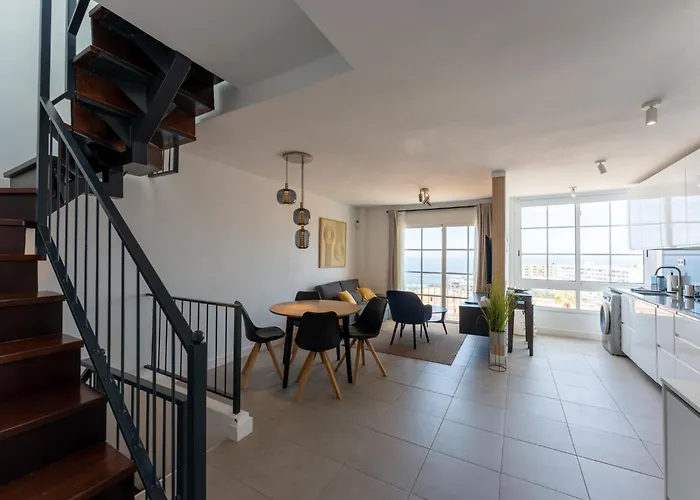 Callao Sunset Apartment, Sea View And Pool Apartamento *